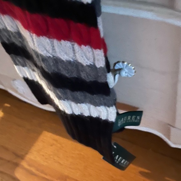NEW Ralph Lauren Cable Knit Wool Scarf w/tags, Black, White & Red - Picture 4 of 5